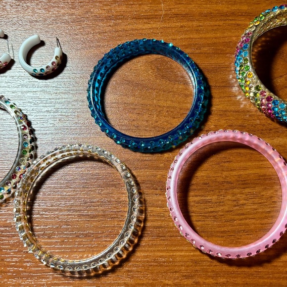 Set of 5 spakly bracelets with hoop earrings - Picture 10 of 10